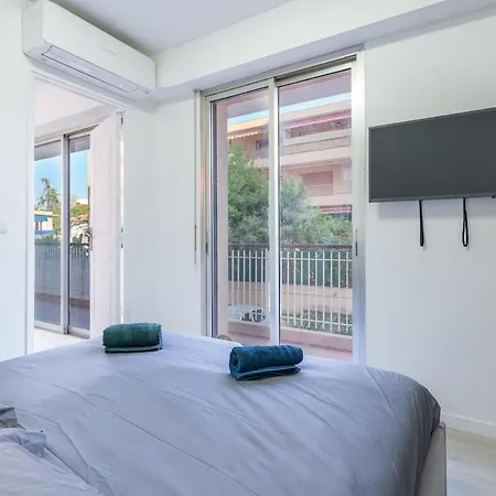 New Juan-les-pins 2 Min Antibes