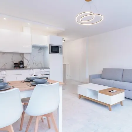New Juan-les-pins 2 Min Antibes