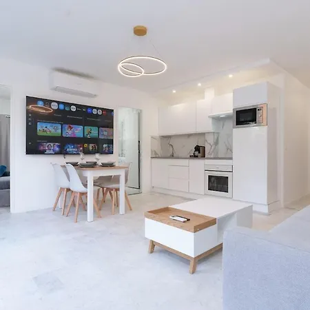 New Juan-les-pins 2 Min Appartement *